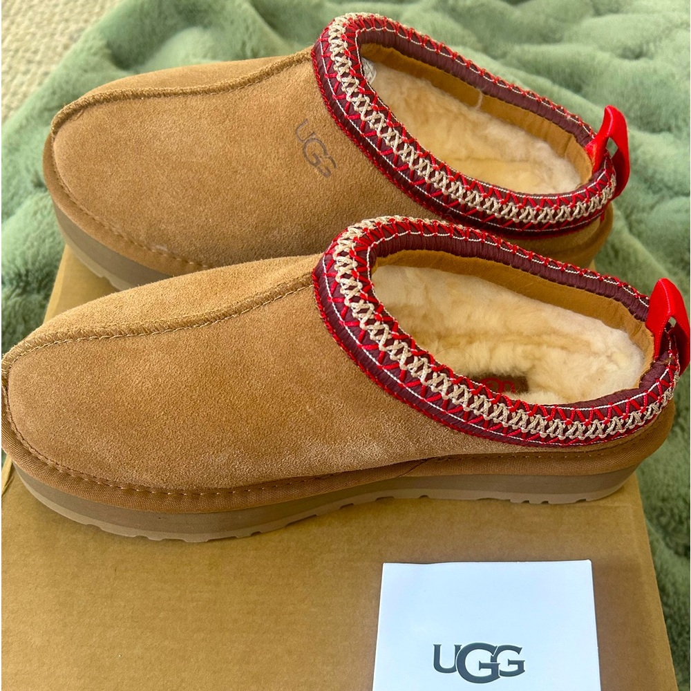 NOT AVAILABLE ugg tazz slippers! size 6! brand new! never worn!
